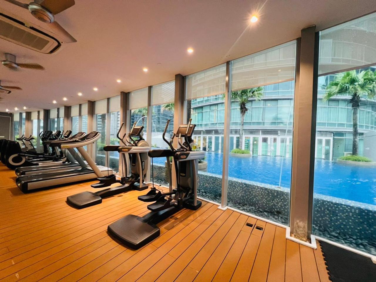 Vortex Serviced Apartment Klcc By Elite Suites クアラルンプール エクステリア 写真