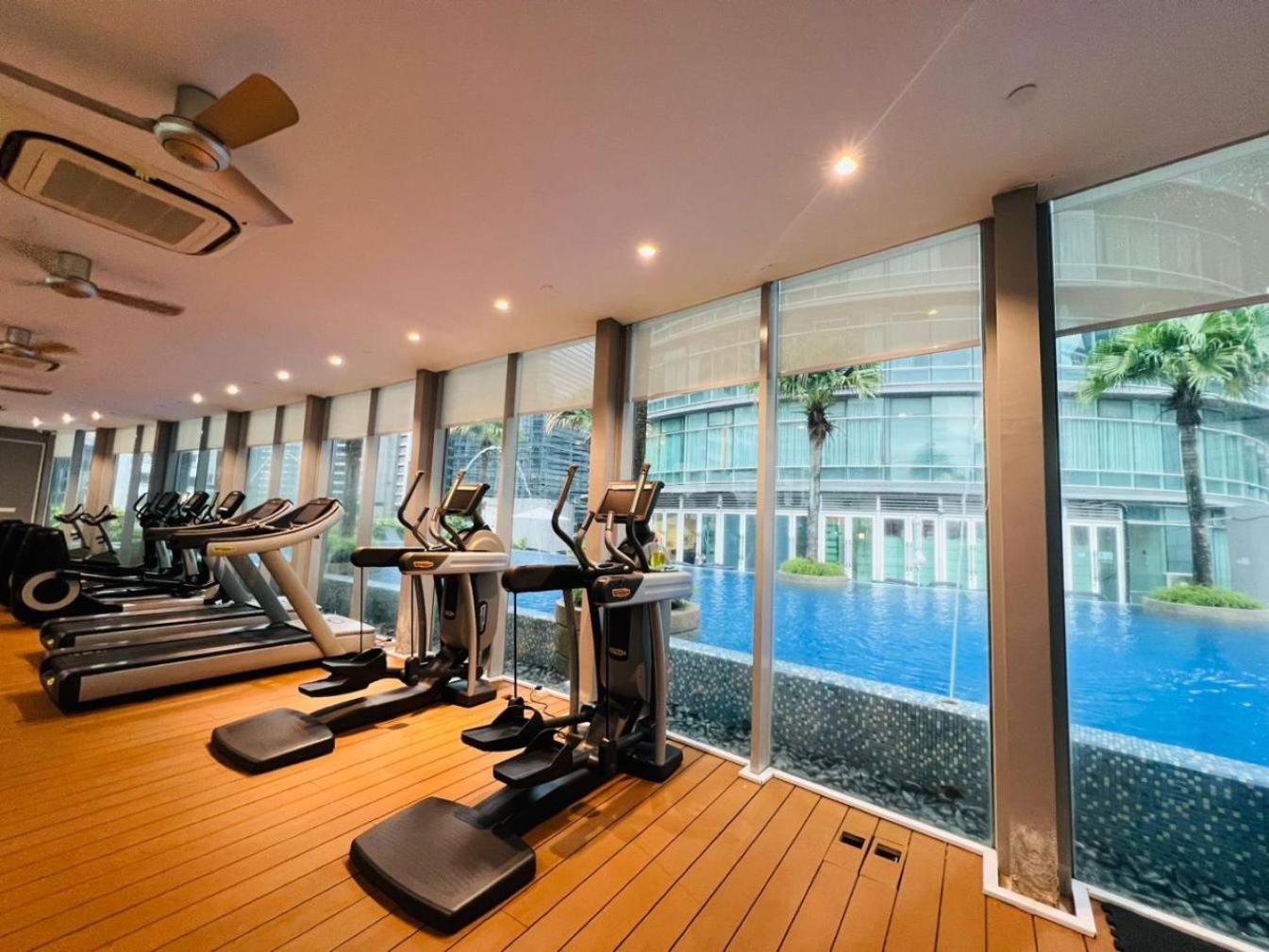 Vortex Serviced Apartment Klcc By Elite Suites クアラルンプール エクステリア 写真